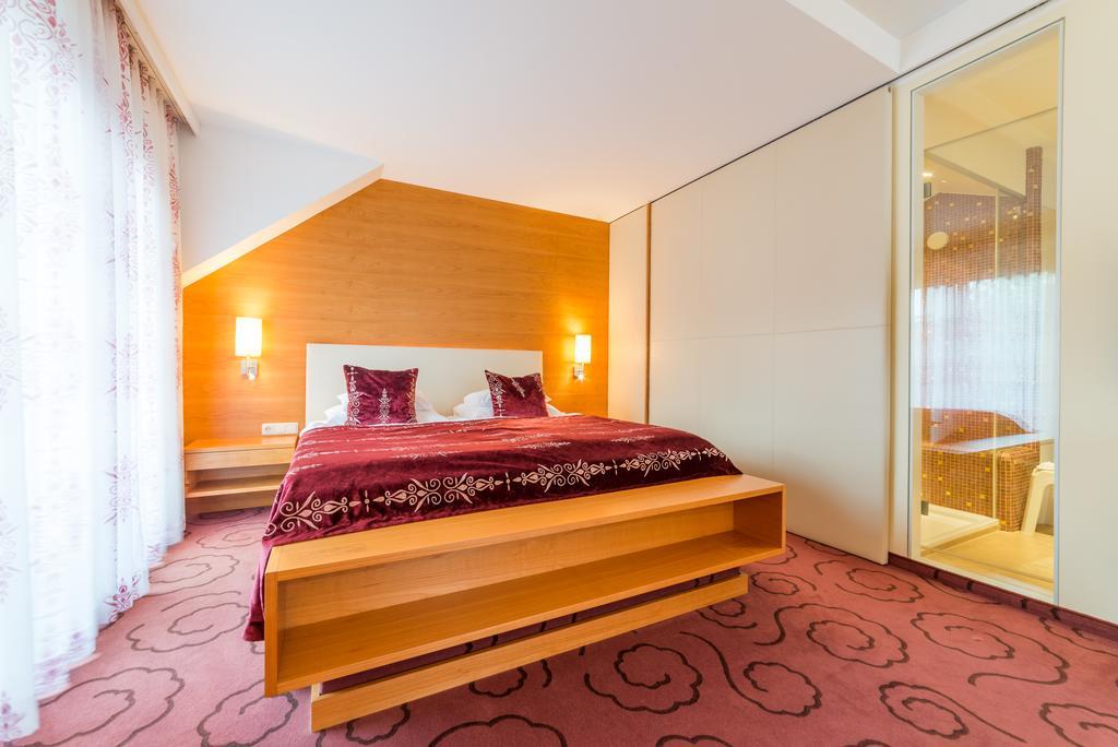 Vitalzeit Hotel Weber Bad Schönau Eksteriør billede