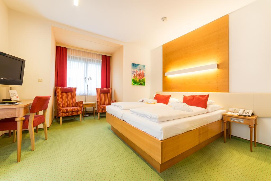 Vitalzeit Hotel Weber Bad Schönau Eksteriør billede